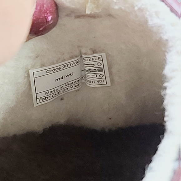 Crocs Classic Sherpa Lined Burgundy Red Perforated Slide on Clog size 6 - Picture 9 of 11